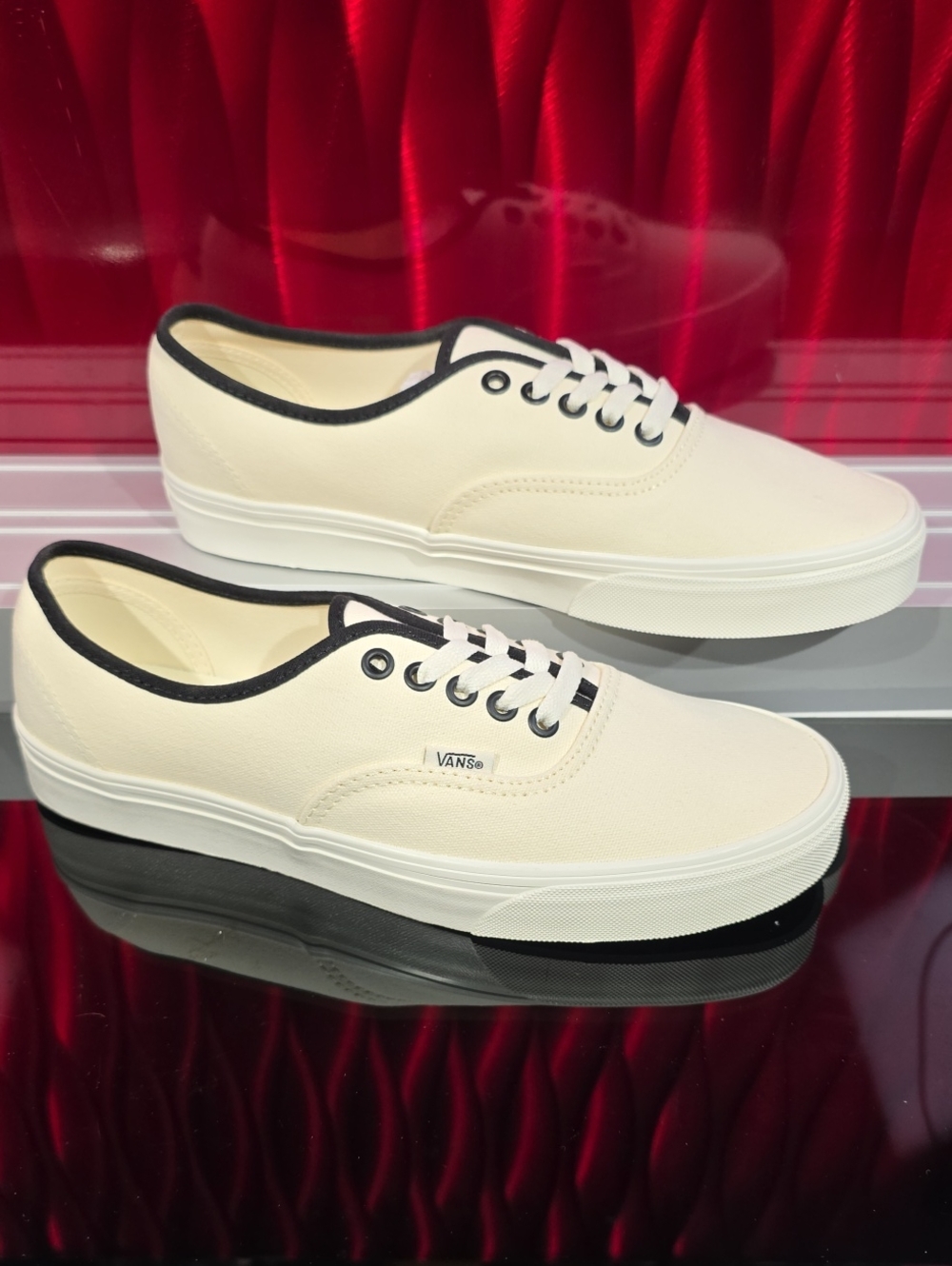 Vans Authentic Ballerina Classic White Shoes Men's 9.0 Women's 10.5 New With Box